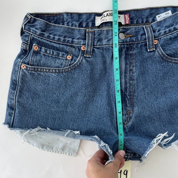 Vintage Levi's 550 high waist denim cutoff shorts - Picture 7 of 12